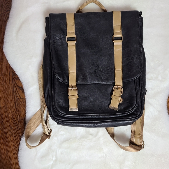 Street Level vegan leather knapsack